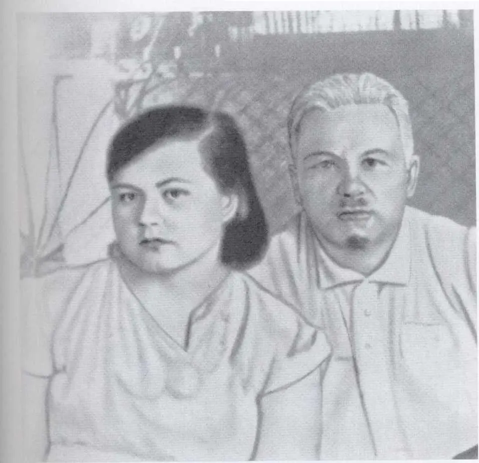 Начальник внешней разведки в 1930е гг АХ Артузов с женой ΠМ Фитин ПА - фото 1