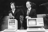 Стив Джобс и Джон Скалли представляют Mac слева и Lisa справа Microsoft - фото 49