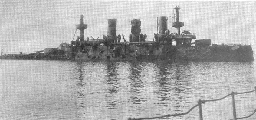 Пересвет на рейде Порт Артура после сдачи крепости японцам - фото 76