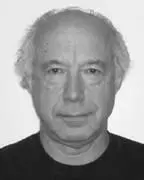 Александр Углов родился и вырос в Ленинграде В настоящее время живет в - фото 24
