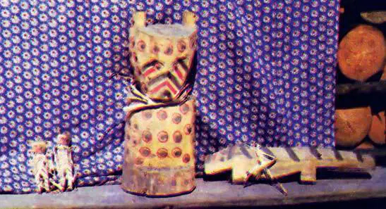 Фигурка таежного духа с помощниками шамана начало 1970х гг Нанайцы Фото - фото 102