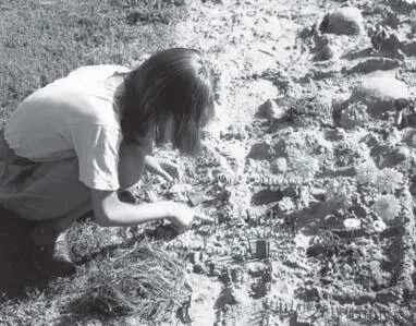 Илл 108 Куколки включаются в обычные для такого рода игр сюжеты являются - фото 166