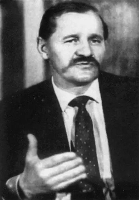 В Юрченко На следующий вечер история повторилась до мелочей Снова было - фото 9