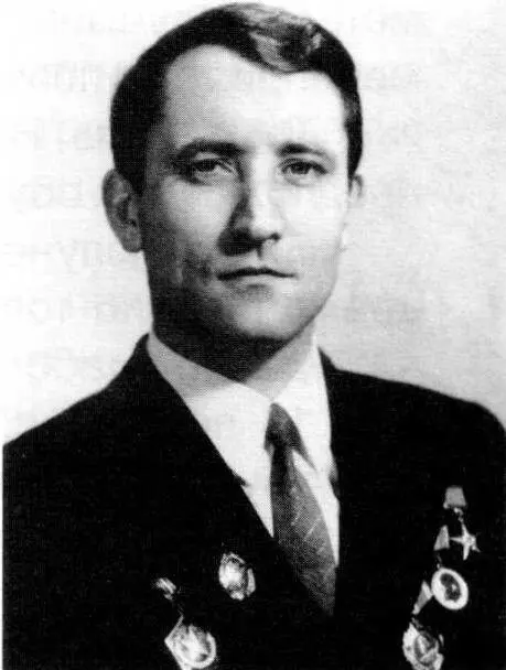 Кныш Н С родился в 1935 г в с Полковничье Маньковского района Черкасской - фото 115