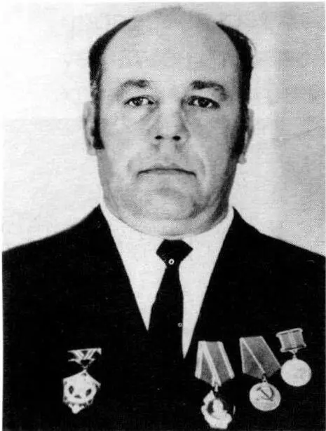 Попов А Н в 1970 г прибыл на Приаргунский горнохимический комбинат из - фото 185