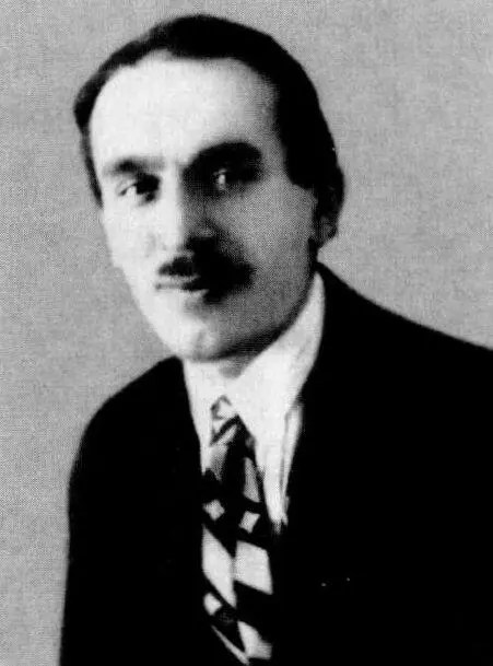 Семёнов Н Н родился в г Саратове В 1917 г окончил физикоматематический - фото 205