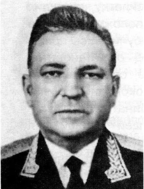 Чернорез В А родился в с Пески Изюмского района Харьковской области в семье - фото 254