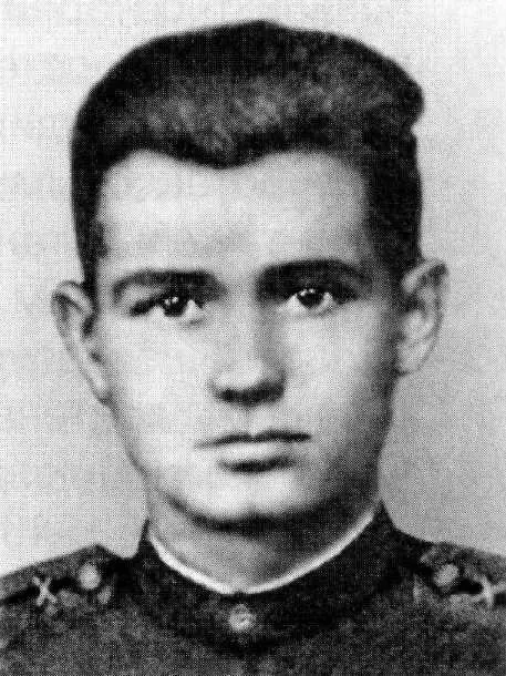 Горчаков И П родился в с Поселдино Сысольского района Коми АССР в семье - фото 284