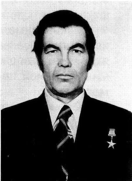Безверхий И А родился на хуторе Короповка Новогеоргиевского района - фото 40