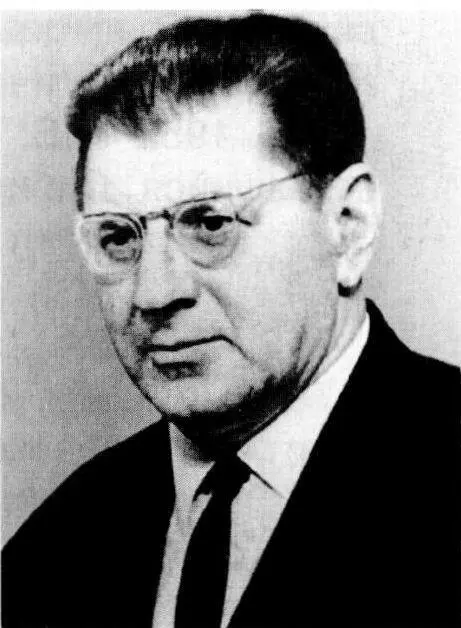 Громов Б В родился в г Самаре в семье студента и учительницы В 1926 г - фото 77