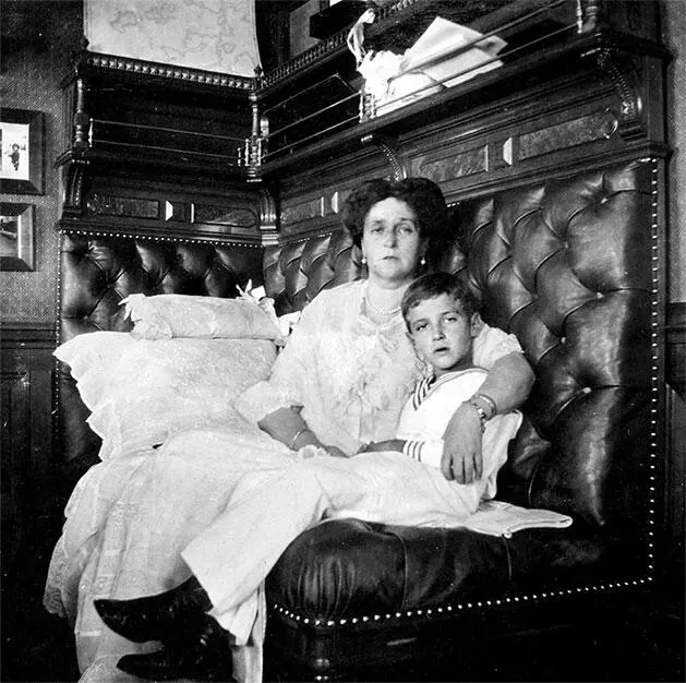Государыня с сыном 1913 г Когда я бываю у царей я целые дни провожу в - фото 5