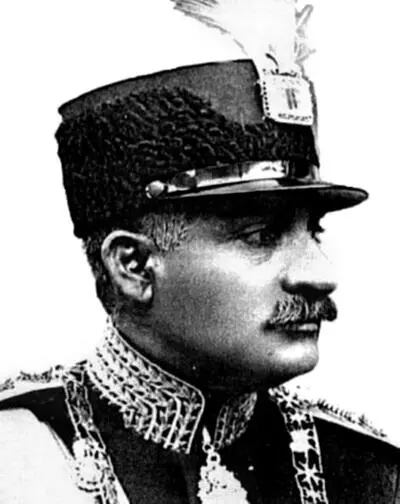 Резашах Пехлеви Коронация состоялась 25 апреля 1926 года По примеру Наполеона - фото 39