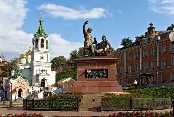 httpdoroga7ruimagesstoriesgorodannovgorod10jpg У подножия утёса - фото 5