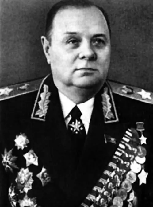 Командующий Волховским фронтом КА Мерецков В это же время действия 223й - фото 17