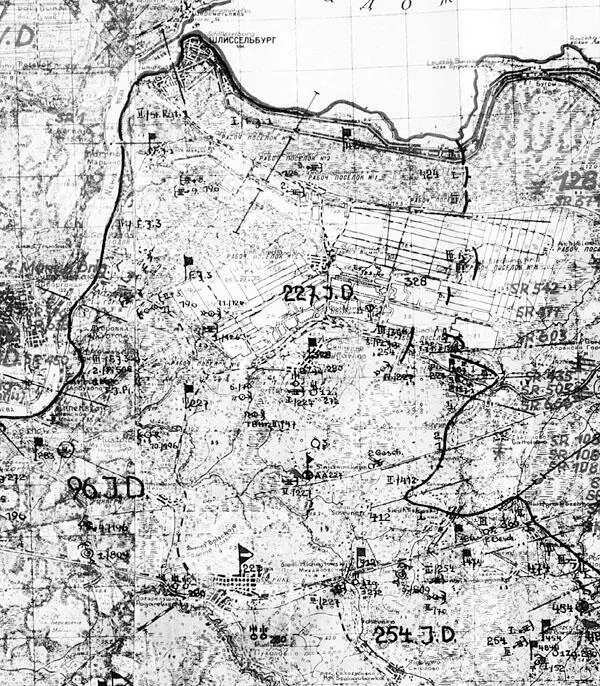 Фрагмент карты оперативного отдела 1го армейского корпуса от 22 октября 1941 - фото 70