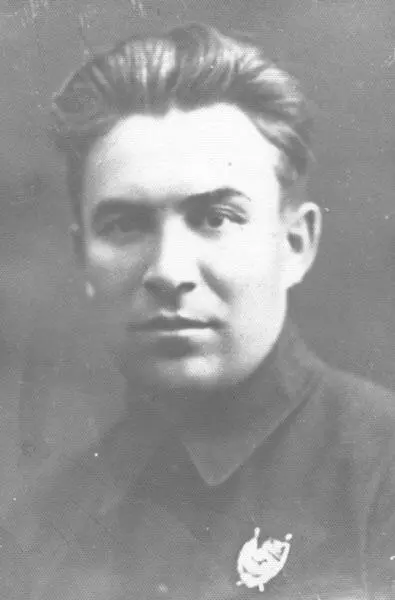 Иван Погорелов 1930е годы Старый дом Михаила Шолохова в Вешенской 1932 год - фото 42