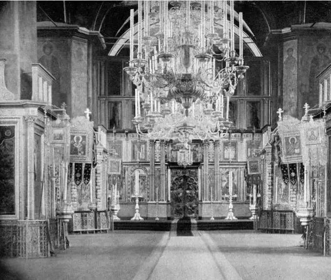 Внутреннее убранство Покровского собора Фотография 1913 г В 1813 году по - фото 35