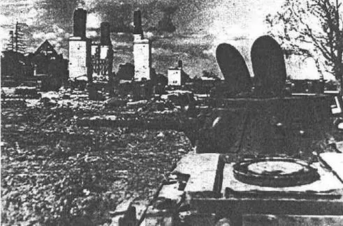 Подбитый немецкий БТ7 Калининская область Сентябрь 1942 года На башне - фото 61