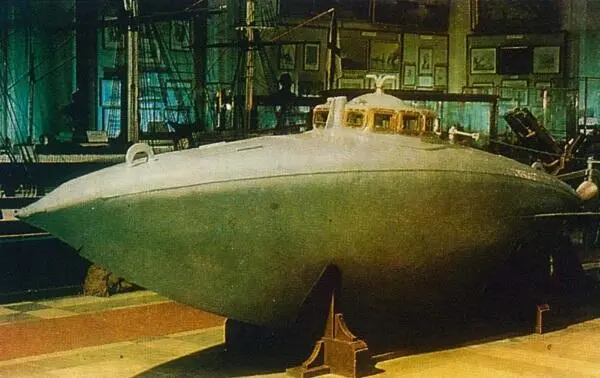 Подводная лодка СДжевецкого в ЦВММ СанктПетербург 2012 год Подводная - фото 132