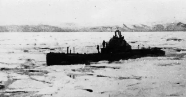 Подводная лодка Щ139 на переходе по Севморпути на Дальний Восток1940 год - фото 191