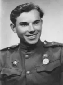 Назар Павлович Неволин 1945 год Никто из этих неволинских солдат после войны - фото 21
