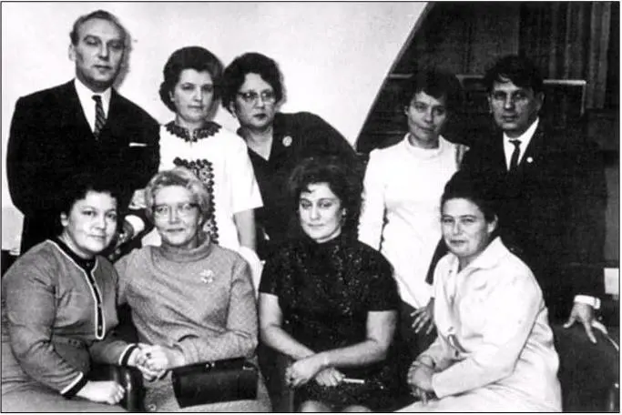 Вечер встречи сокурсников через 30 лет Филологический факультет ЛГУ 1968 год - фото 12