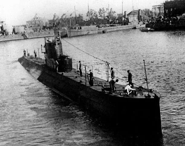 Подводная лодка Л4 Поти 194243 гг Подводная лодка Б34 Л4 1952 год - фото 249