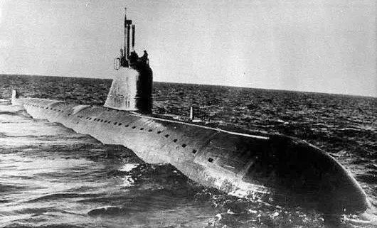 8 апреля 1970 года в 2230 на глубине 120 метров почти одновременно в рубке - фото 282