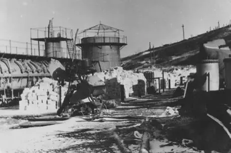 Создание лаборатории кафедры ТУЖУ 1957 год Подводная лодка С207 бывшая - фото 326