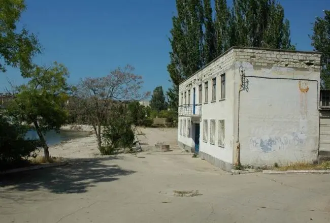 Заброшенное здание кафедры морской практики СВВМИУ 2013 год фото автора - фото 332