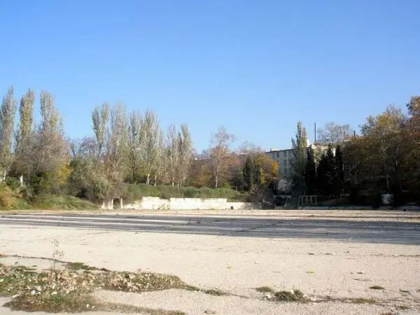 Бывший гидродром летной школы Бухта Голландия 2013 год фото автора - фото 465