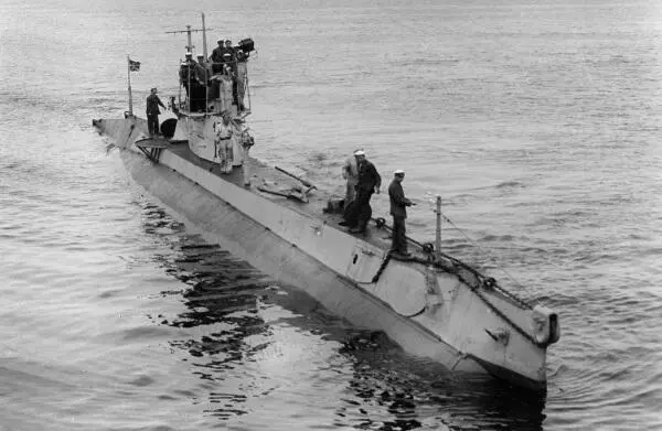 Подводная лодка Коммунист бортовой номер 13 1920 год Подводная лодка А2 - фото 487