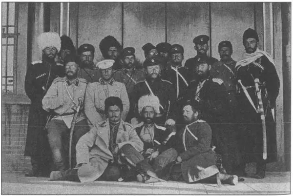 Участники боя под Момпашаном 17 октября 1900 года Князь Хантендю Солдаты - фото 8
