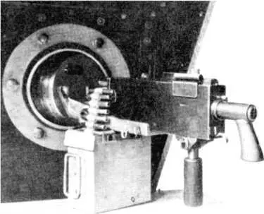 Шаровая установка 762мм пулемета М1919 Браунинг танка Mk VIII - фото 51