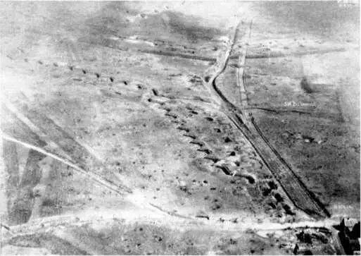 Так выглядел участок германских полевых укреплений линии Зигфрид близ - фото 73