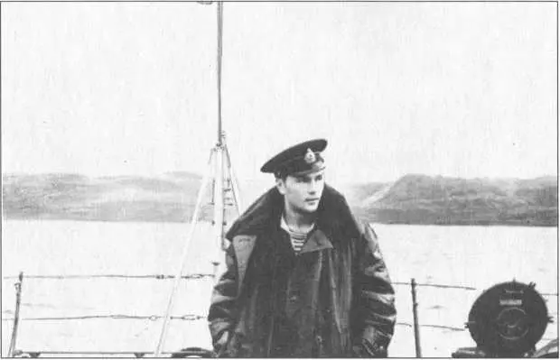 Лейтенант Саблин Первый корабль эсминец Ожесточенный 1960 год Он всегда - фото 61