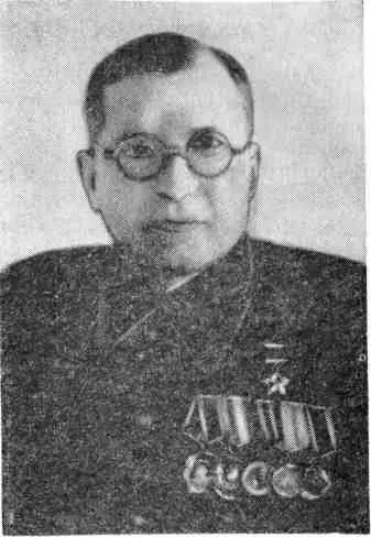 Осенью 1930 года молодежь села Студеного Илекского района провожала в Красную - фото 85