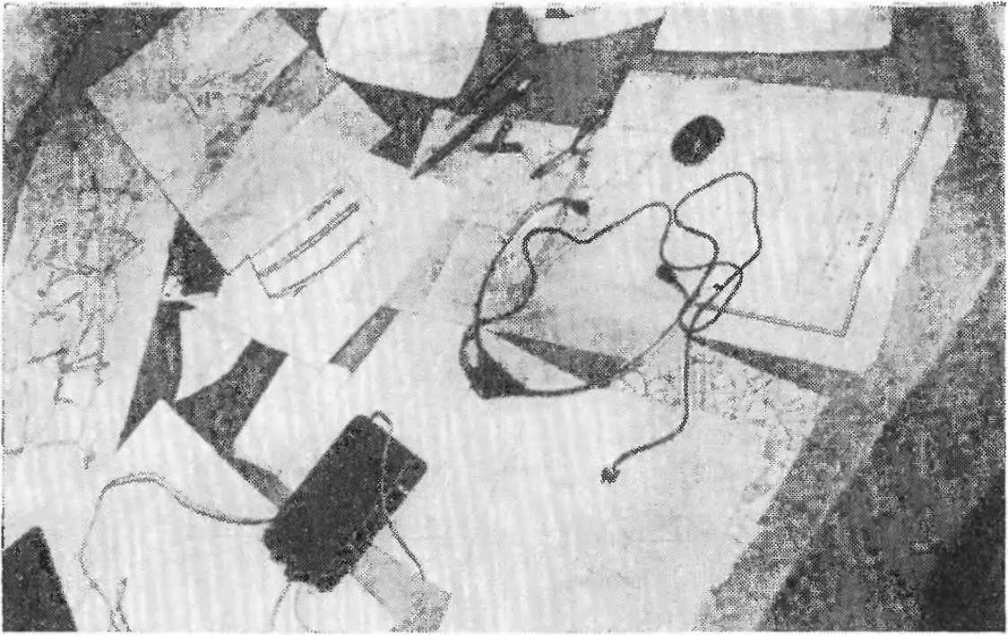 Персона нон грата Шпионское снаряжение изъятое у дипломатаразведчика - фото 15