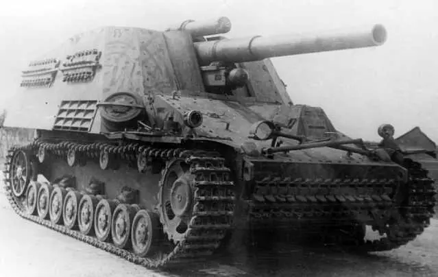Самоходная гаубица Хуммель на НИБТПолигоне в Кубинке 1947 год Фирма Krupp - фото 116