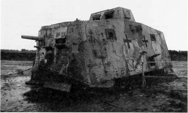 Taнк А7V 501 брошенный германцами у железнодорожной станции в Бельгии конец - фото 33