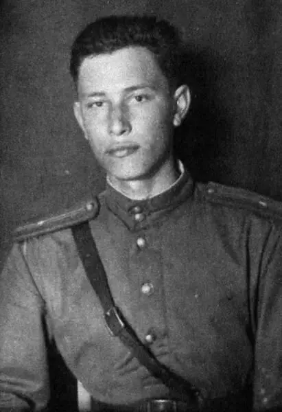 Младший лейтенант Григорий Литинский Движения батальона вдоль оврага - фото 159