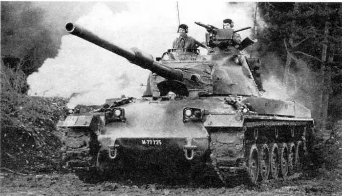 Средний танк Pz61 Pz61 Танк Pz61 создавался исключительно для - фото 40