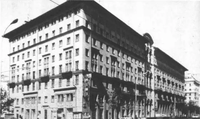 Жилой дом на улице Горького 19331936 и 1949 М И АстафьеваДлугач А - фото 102