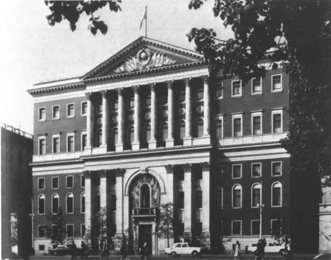 Моссовет Надстройка 1945 Совместно с М Посохиным и другими Высотный жилой - фото 114