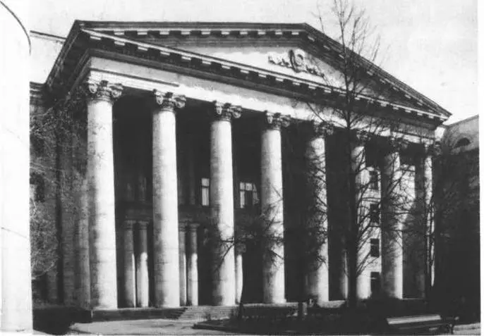 Здание Московского автодорожного института Л И Лоповок П ГОЛОСОВ - фото 50
