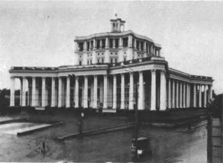 Театр Советской Армии 19341940 То же Фрагмент Р Н Блашкевич О И - фото 98
