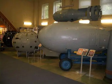 Саров Музей ядерного оружия С 1945 года Берия управляет огромной - фото 83
