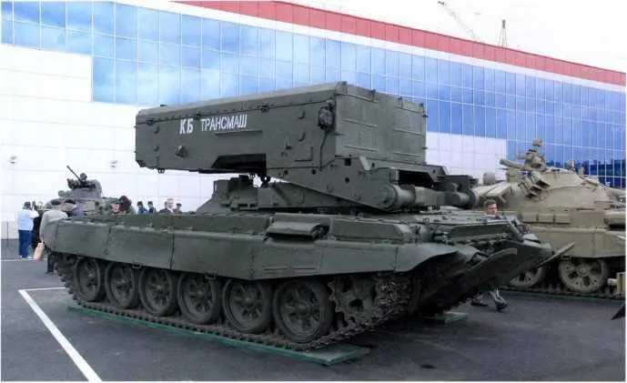 Тяжелая огнеметная система ТОС1 Фото А Аксенова Боевая машина - фото 216