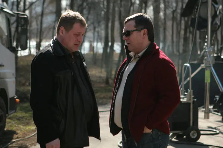 Константин Филимонов с режиссером фильма Поцелуи падших ангелов Александром - фото 17