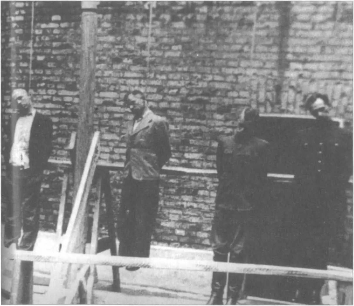 Так закончилась история РОА Казнь генерала Власова и его последователей 1 - фото 67